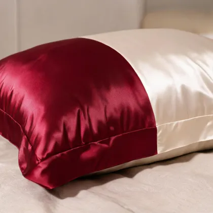 Thirty momme mulberry silk pillowcase