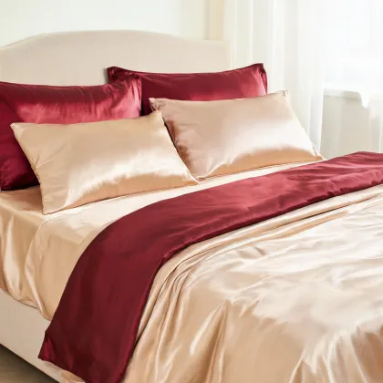 Silk bedding layer set